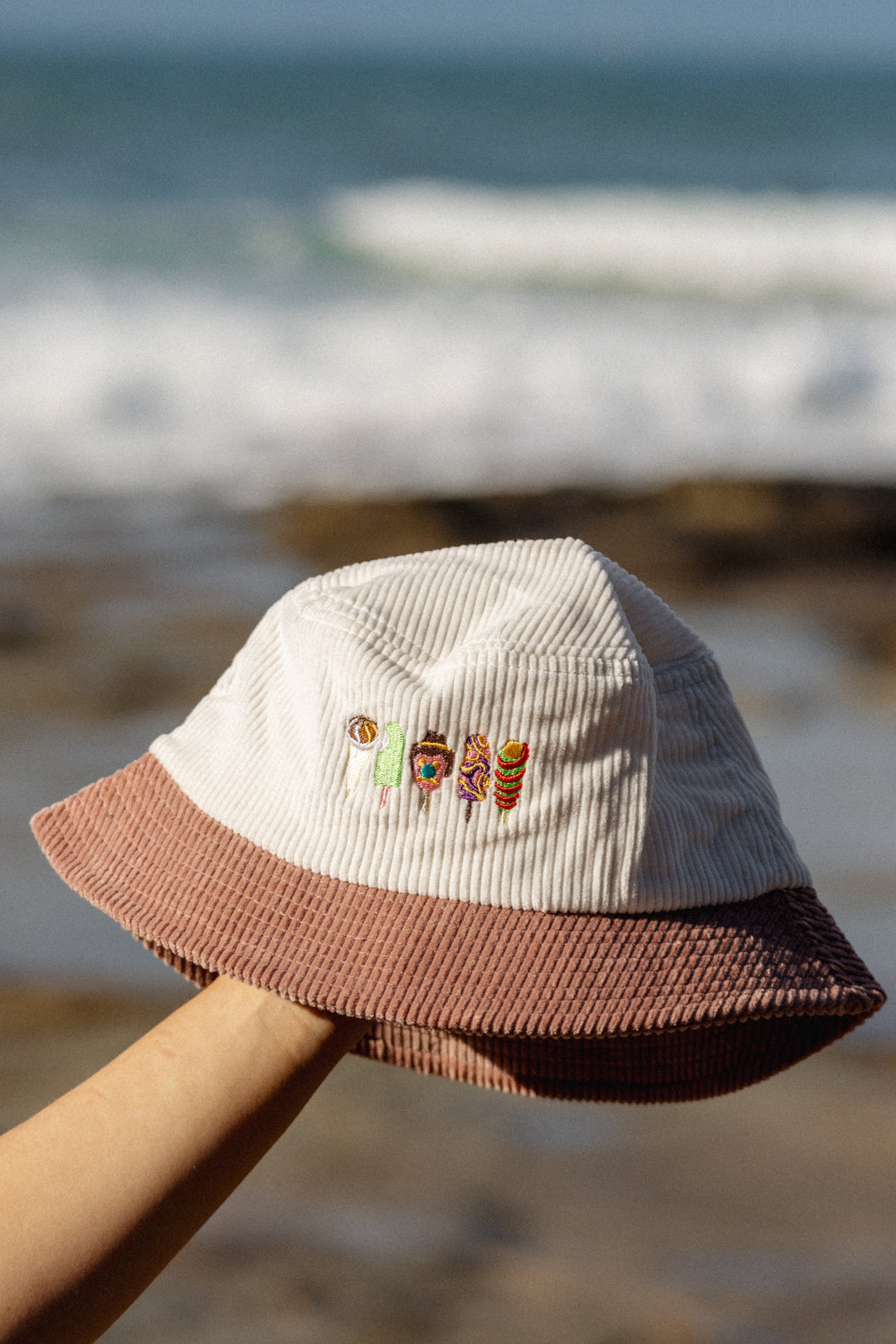 DOWN UNDER DELIGHTS BUCKET HAT